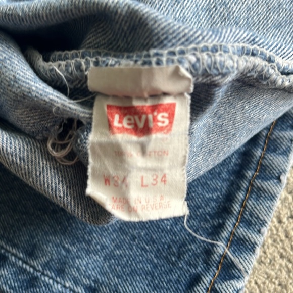 Vintage Levi's Jeans 31 - Picture 3 of 10